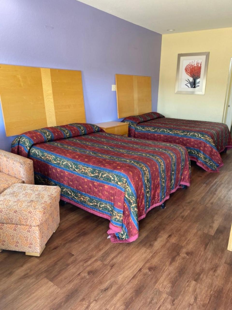 Relax Inn & Suites 앤젤톤 외부 사진