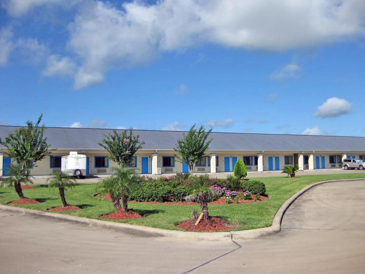 Relax Inn & Suites 앤젤톤 외부 사진